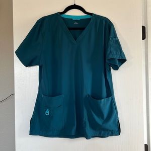 Carhartt scrub top